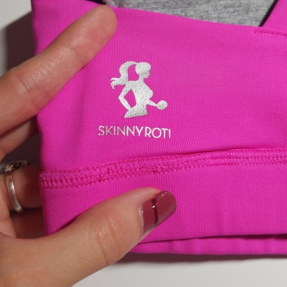 Yoga top sports bra strapped back - Picture 3 of 4